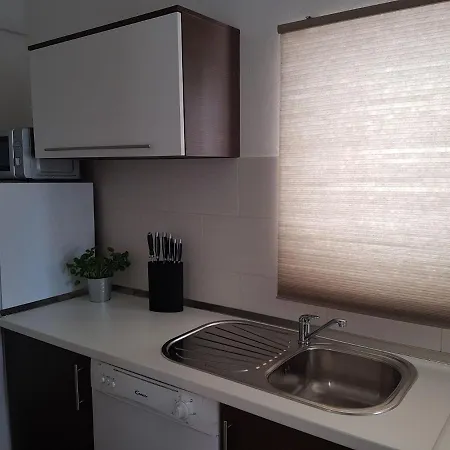 Ive - 20m From The Beach Апартаменты