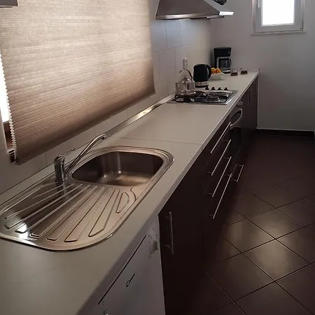 Апартаменты Ive - 20m From The Beach
